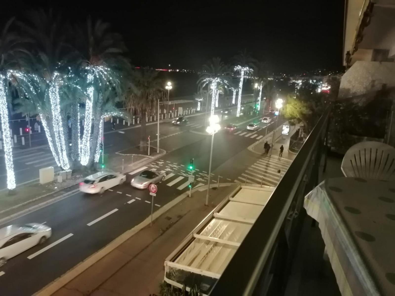Promenade Holiday - Sea Front Palatin Ницца Экстерьер фото